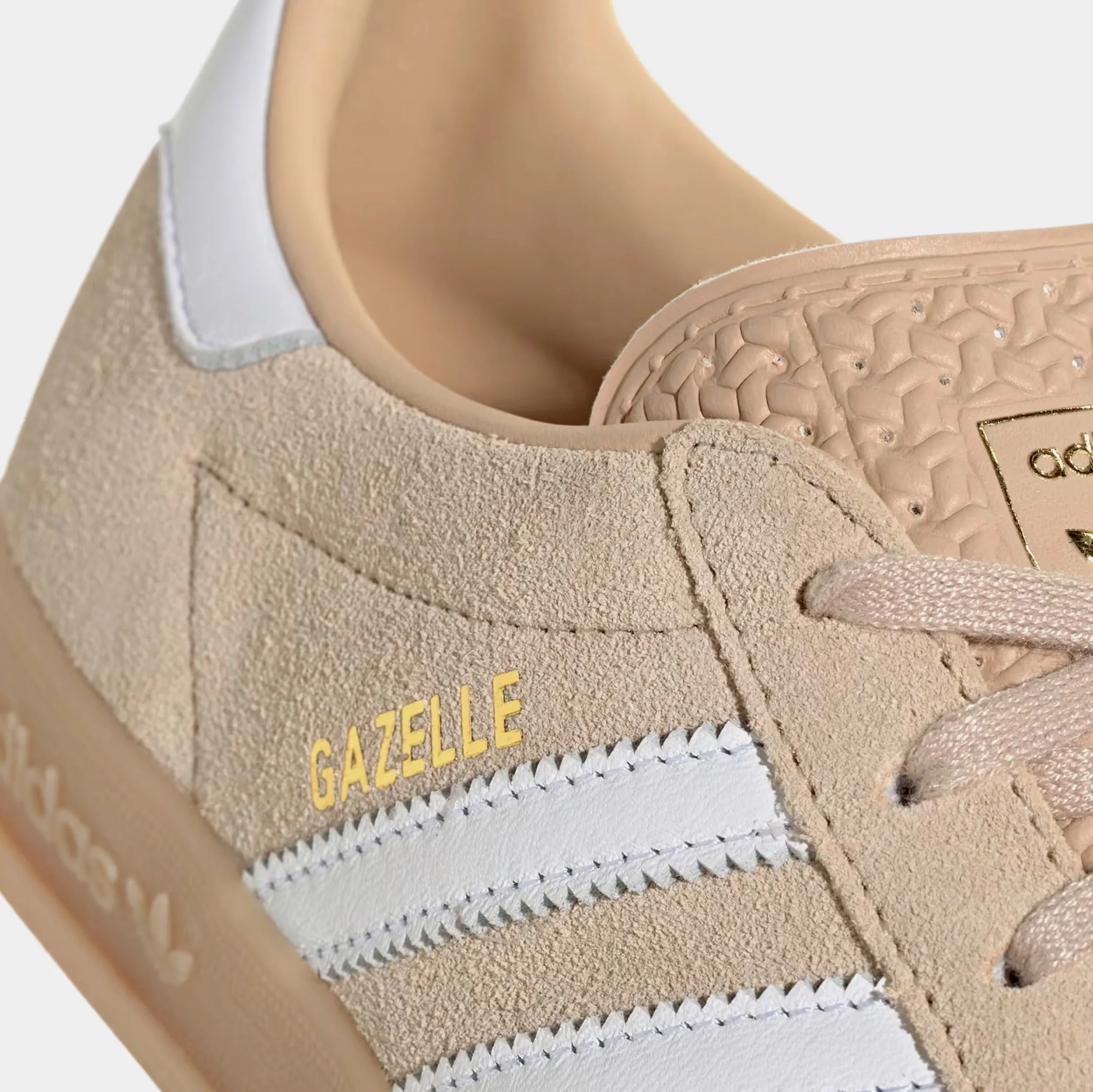 Gazelle Indoor Womens Lifestyle Shoes (Magic Beige/Cloud White)