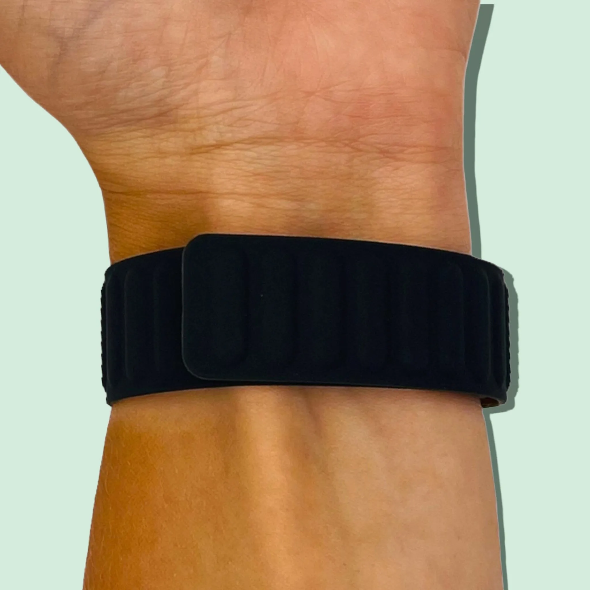 Magnetic Silicone Watch Straps Compatible with the Fossil Hybrid Gazer