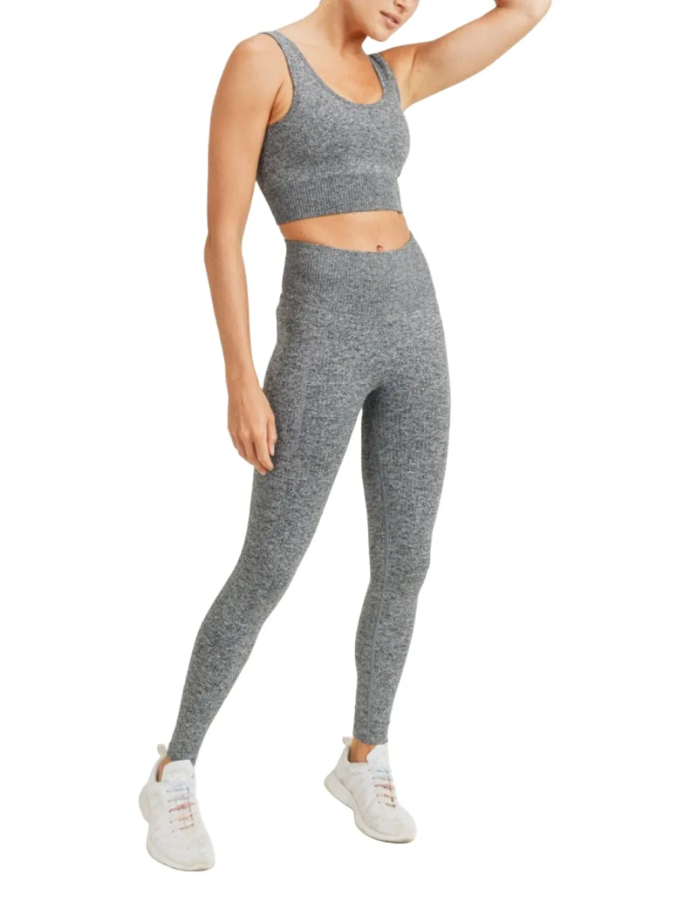 Mono B Hybrid Seamless Ribbed Sports Bra AT3041