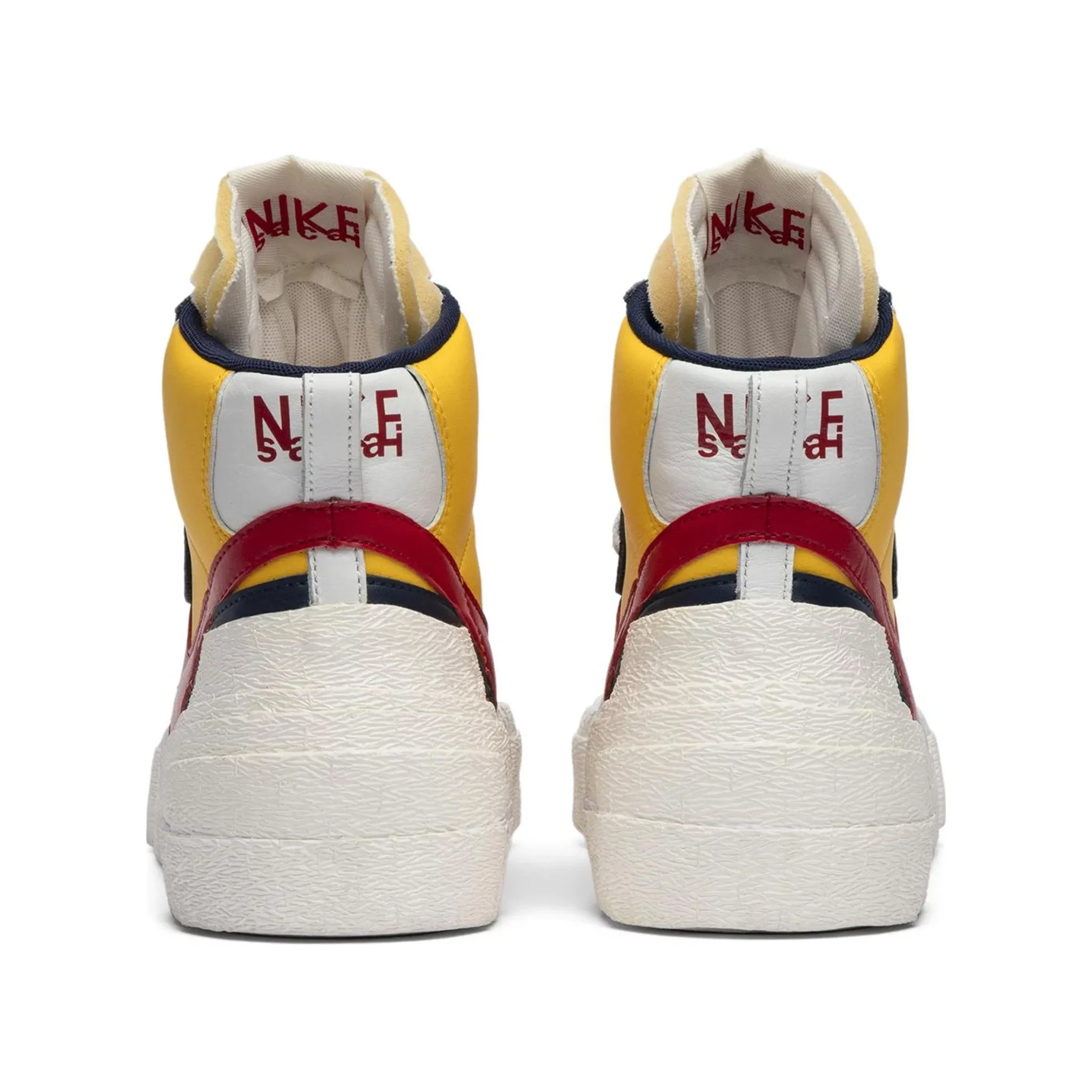 Nike Blazer Mid sacai Snow Beach