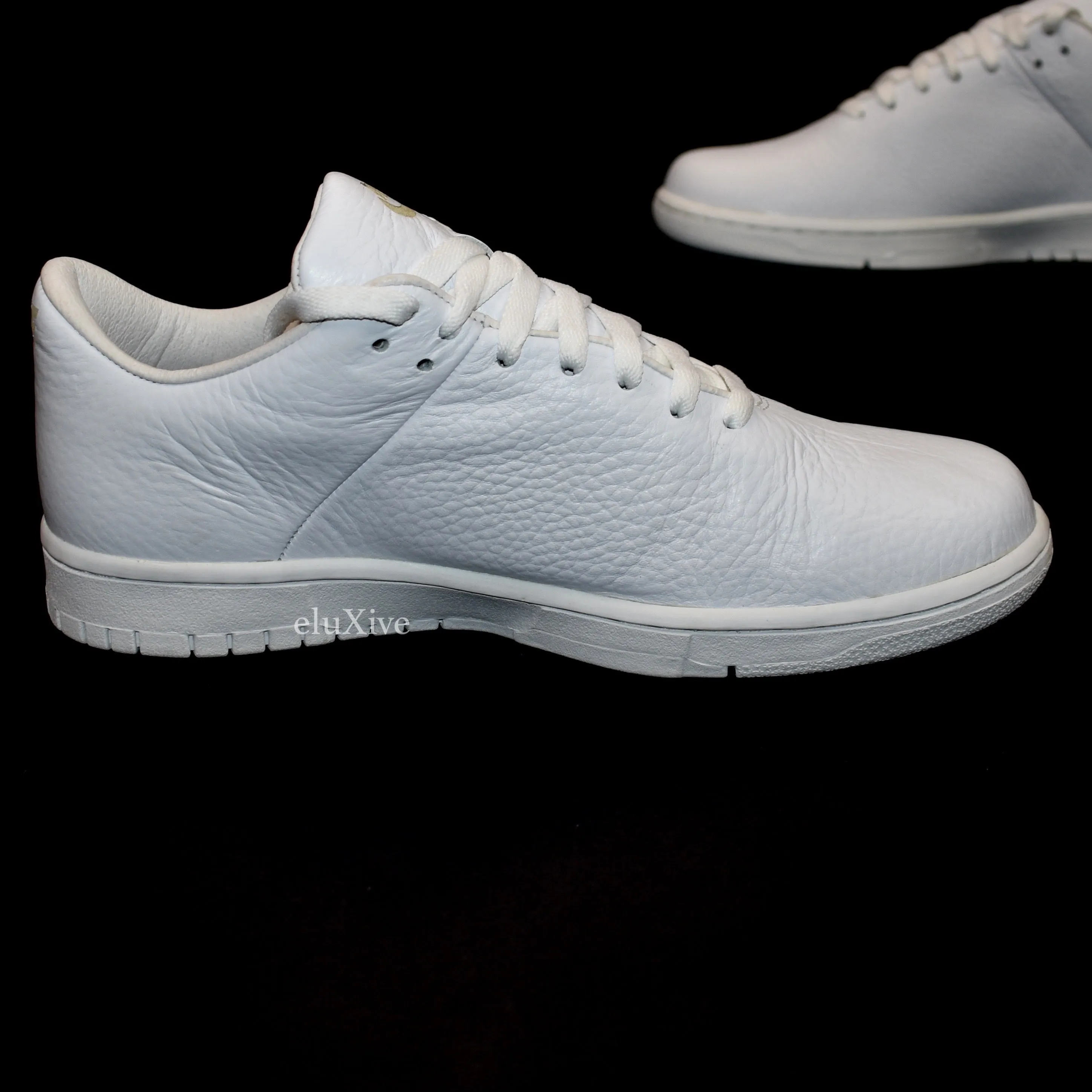 Nike - Dunk Low Supreme 'Seamless' (White)