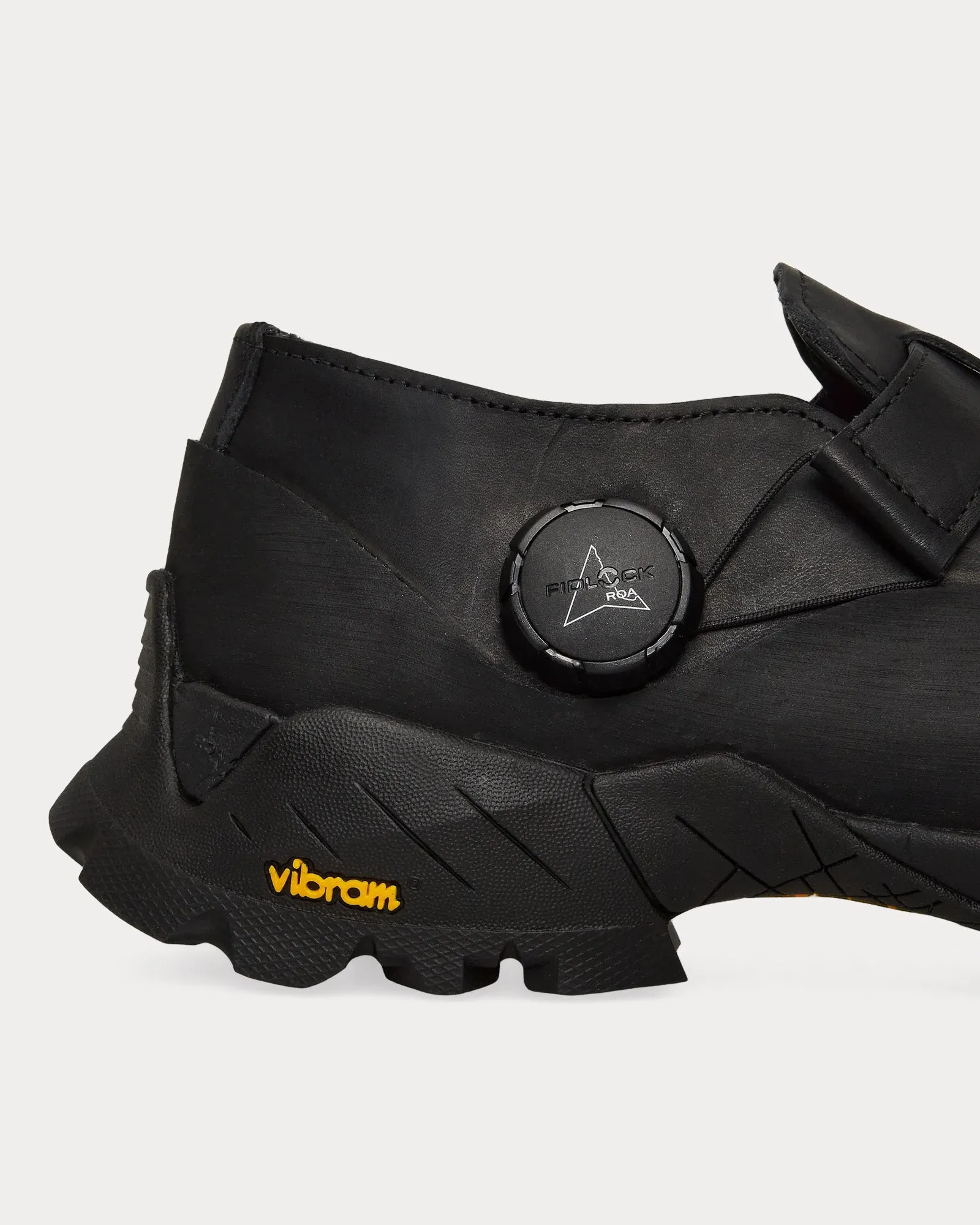 Pala Black Sandals