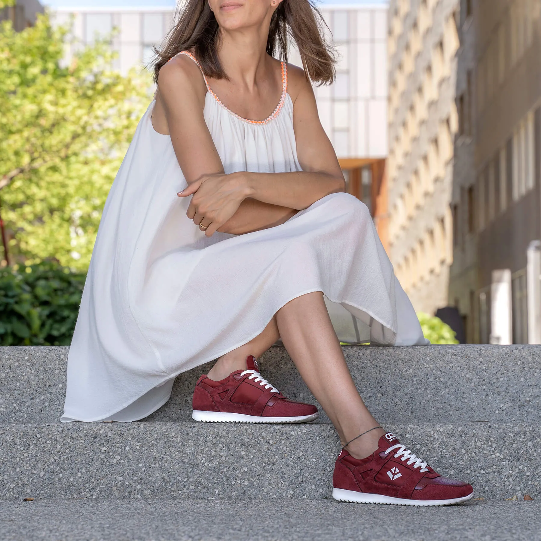 Raven Women's Vegan Sneakers | Bordeaux
